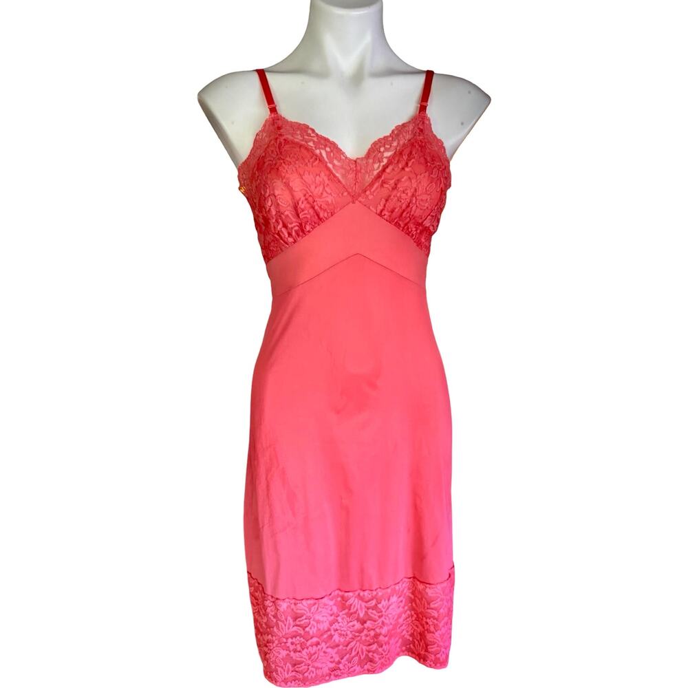 Vintage Vanity Fair 1970s Coral Pink Nylon Slip Lace Bodice Hem Size 32 - Picture 4 of 16